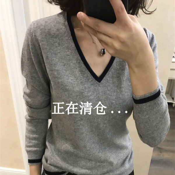 2023春秋新款羊绒衫女V领短款套头宽松大码针织打底百搭长袖毛衣