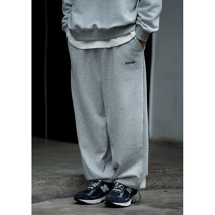 Batterup秋冬新款长裤款式简约百搭加绒宽松直筒休闲运动卫裤男潮