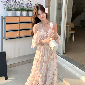 法式粉色碎花连衣裙女2025年夏季新款氛围感浪漫度假风显瘦长裙潮图片