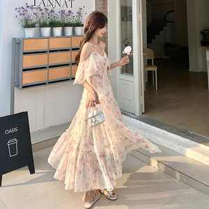 茶歇法式碎花露肩吊带连衣裙女2025夏季新款超仙绝美度假风长裙潮图片