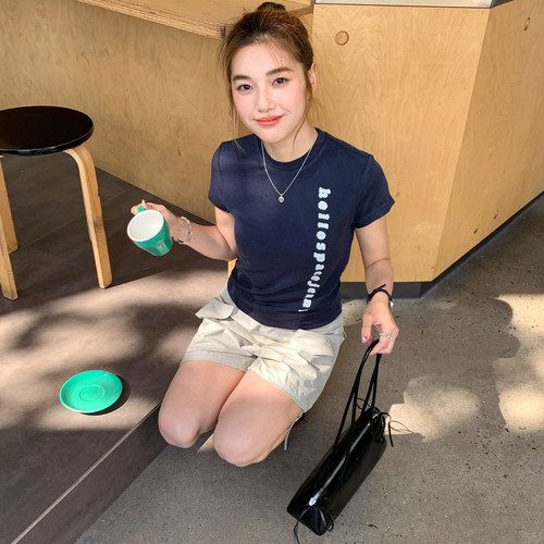 正肩T恤女复古夏字母毛巾绣