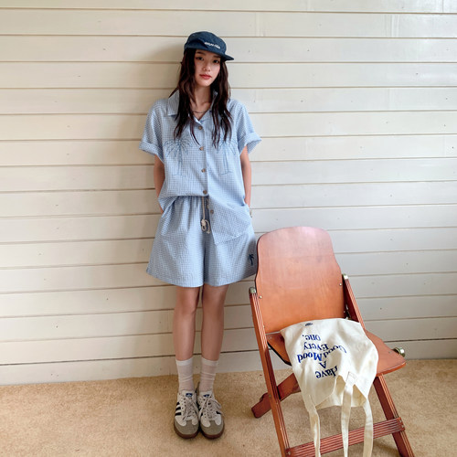 套装条纹夏季通勤宽松衬衫短裤