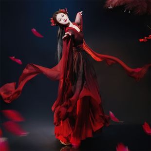 古典舞服国风仙气飘飘纱衣破烂袖黑红演出服舞台汉服大裙摆套装