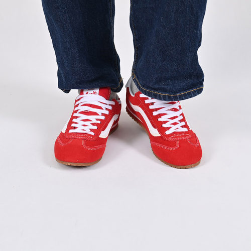 VANS情侣款运动休闲鞋