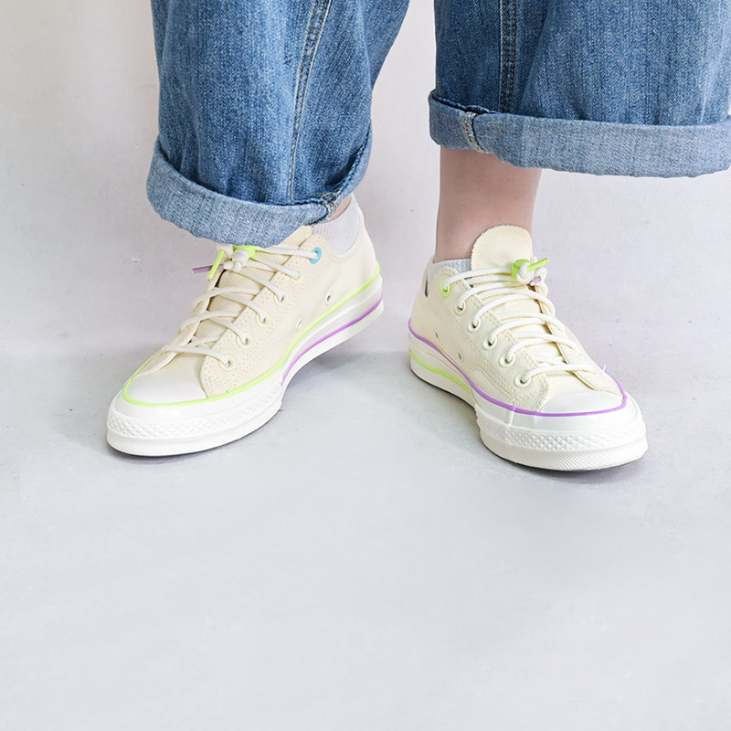 Converse百搭休闲帆布鞋