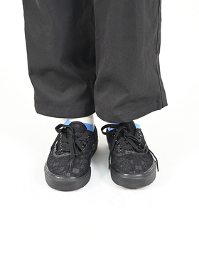 VANS范斯新款女子Authentic低帮休闲鞋蕾丝镂空板鞋VN000D8BBLK