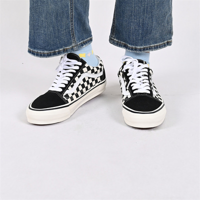 VANS男女棋盘格百搭板鞋
