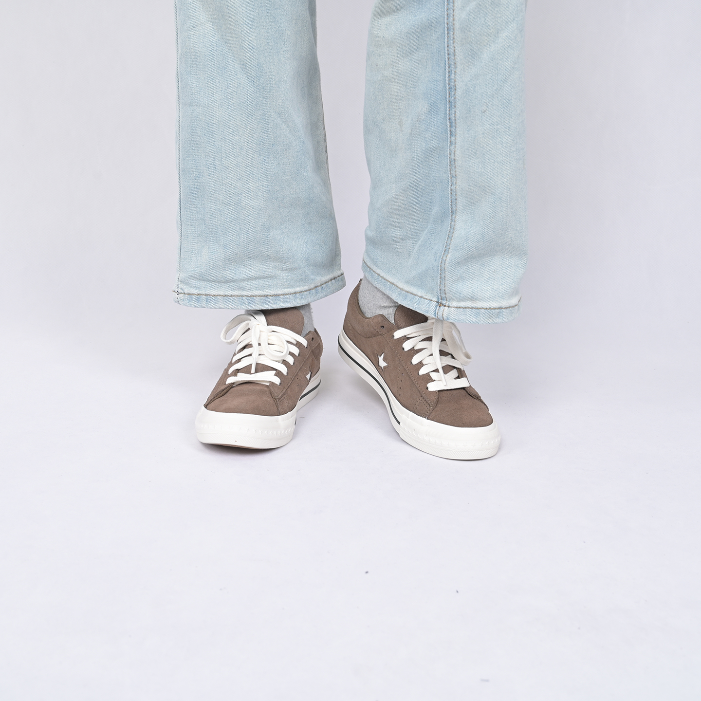 Converse情侣款低帮休闲鞋