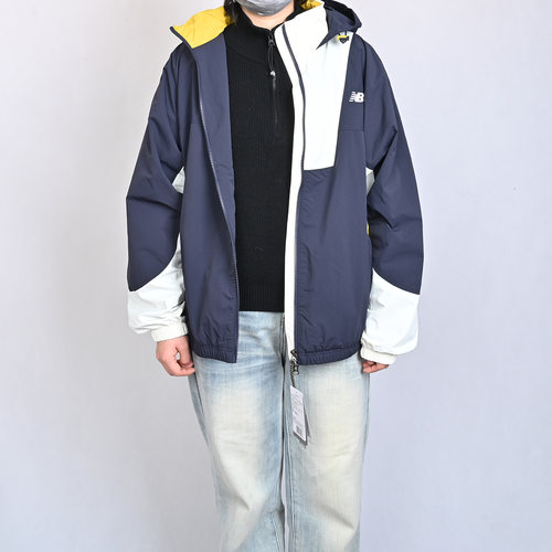 NEWBALANCE男子连帽梭织外套