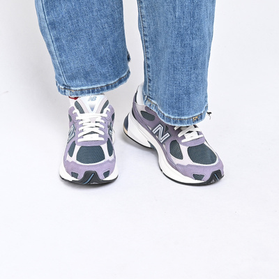 NB2010系列复古情侣运动鞋
