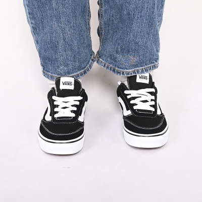 VANS女子复古休闲鞋板鞋