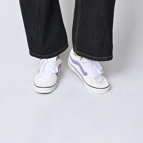VANS女子低帮百搭休闲鞋