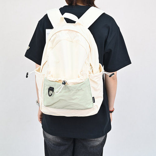 Converse运动休闲双肩包