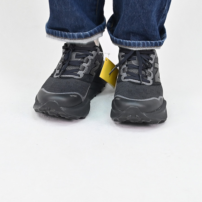 NEWBALANCE男子跑步鞋