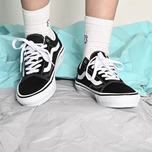 vans低帮男女黑色板鞋