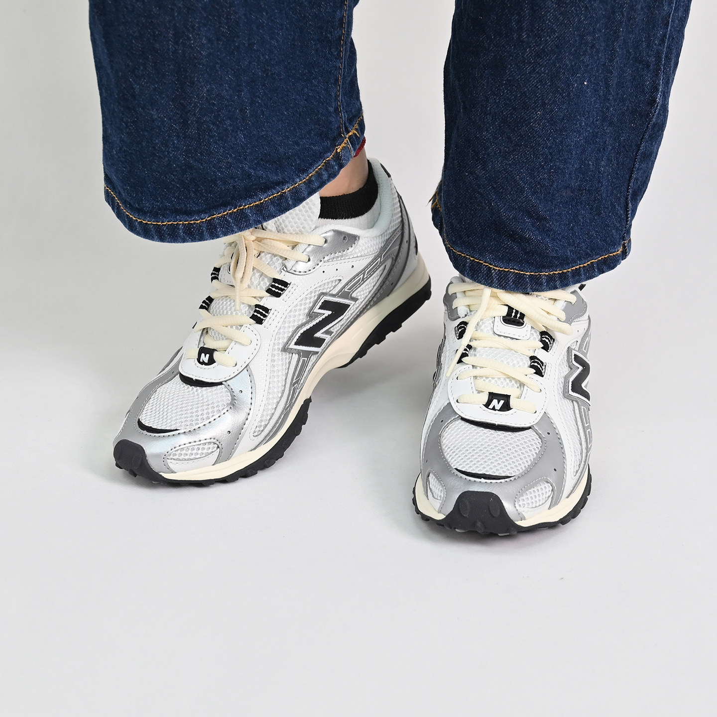 New Balance NB新款204男女薄底鞋轻便运动休闲鞋老爹鞋U204LSWD - 实物图