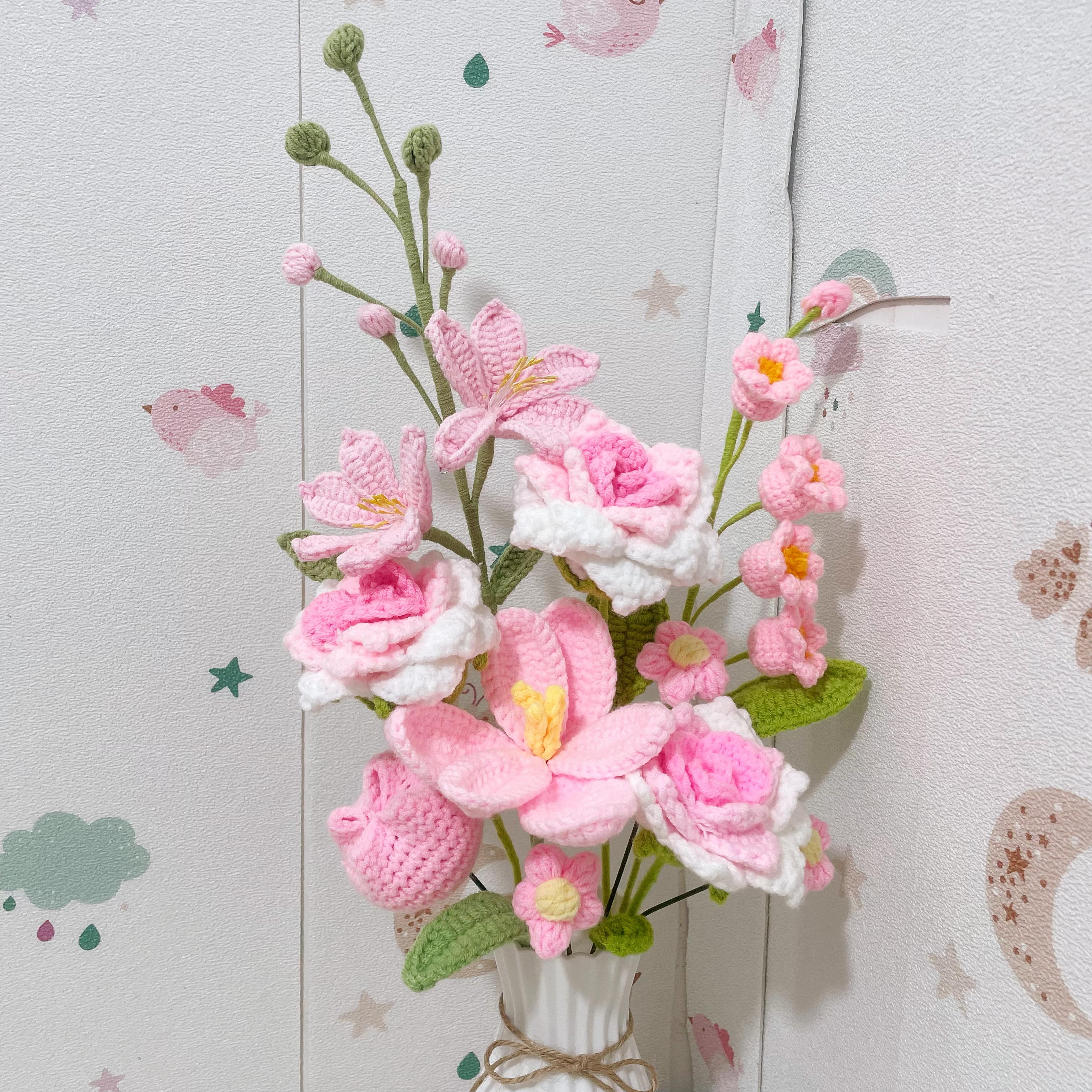 手工钩织编织花束玫瑰花插花瓶仿真花节日居家装饰摆件礼物母亲节