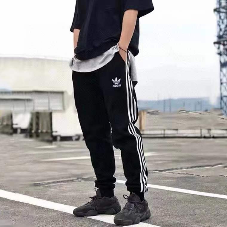Adidas三叶草男子三条杠刺绣LOGO针织运动休闲长裤GF0210