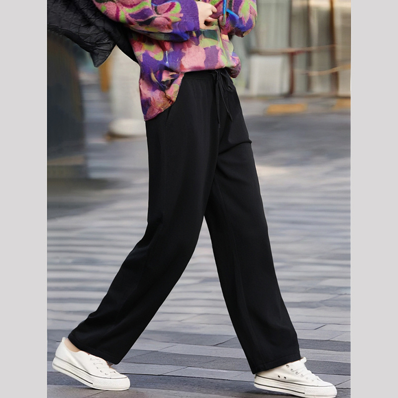 689元55.9%绵羊毛直筒针织休闲裤