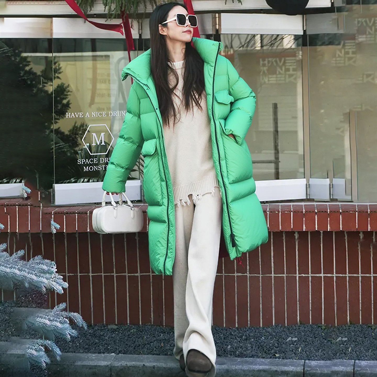 N系列1699元90绒234克羽绒服