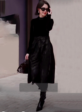 贝系列899元黑色丝绒长袖赫本连衣裙2025年冬季品牌折扣女装