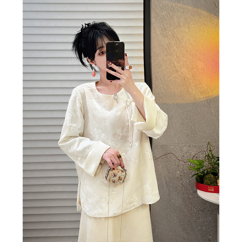 NANASTORE丝绒新中式外套女2024春季新款上衣宽松短款显瘦外套,女装/女士精品,短外套,淘宝优惠券,粉丝福利购,淘宝优惠卷