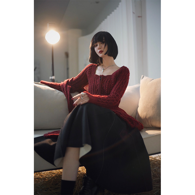 NANASTORE红色毛衣女2024春季新款方领针织开衫短款上衣本命年,女装/女士精品,毛针织衫,淘宝优惠券,粉丝福利购,淘宝优惠卷