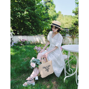 NANASTORE白色连衣裙女春季2024新款V领镂空短袖裙子中长款小个子