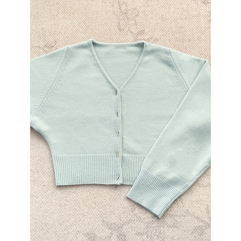 NANASTORE纯色针织开衫女2024冬季新款V领修身显瘦短款外套毛衣