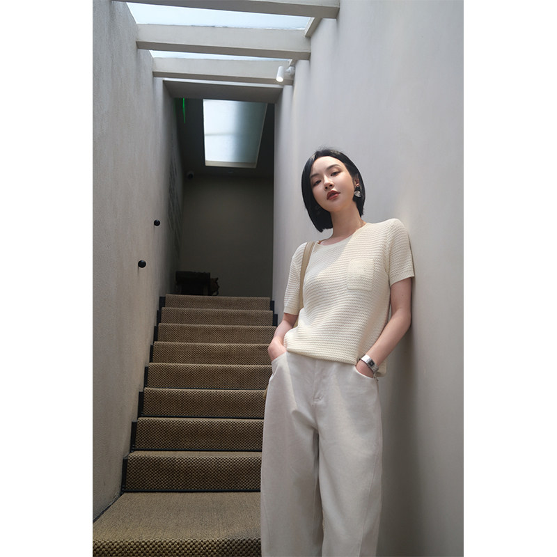 NANASTORE轻奢感针织衫圆领口袋小马设计休闲气质百搭款女2026夏