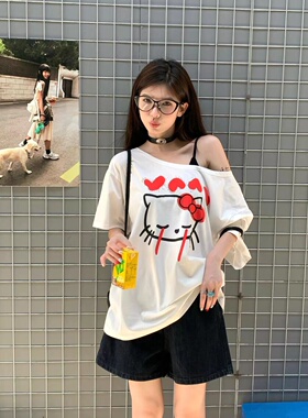 夏季新款kitty猫印花大领口短袖T恤女小众设计感宽松慵懒露肩上衣