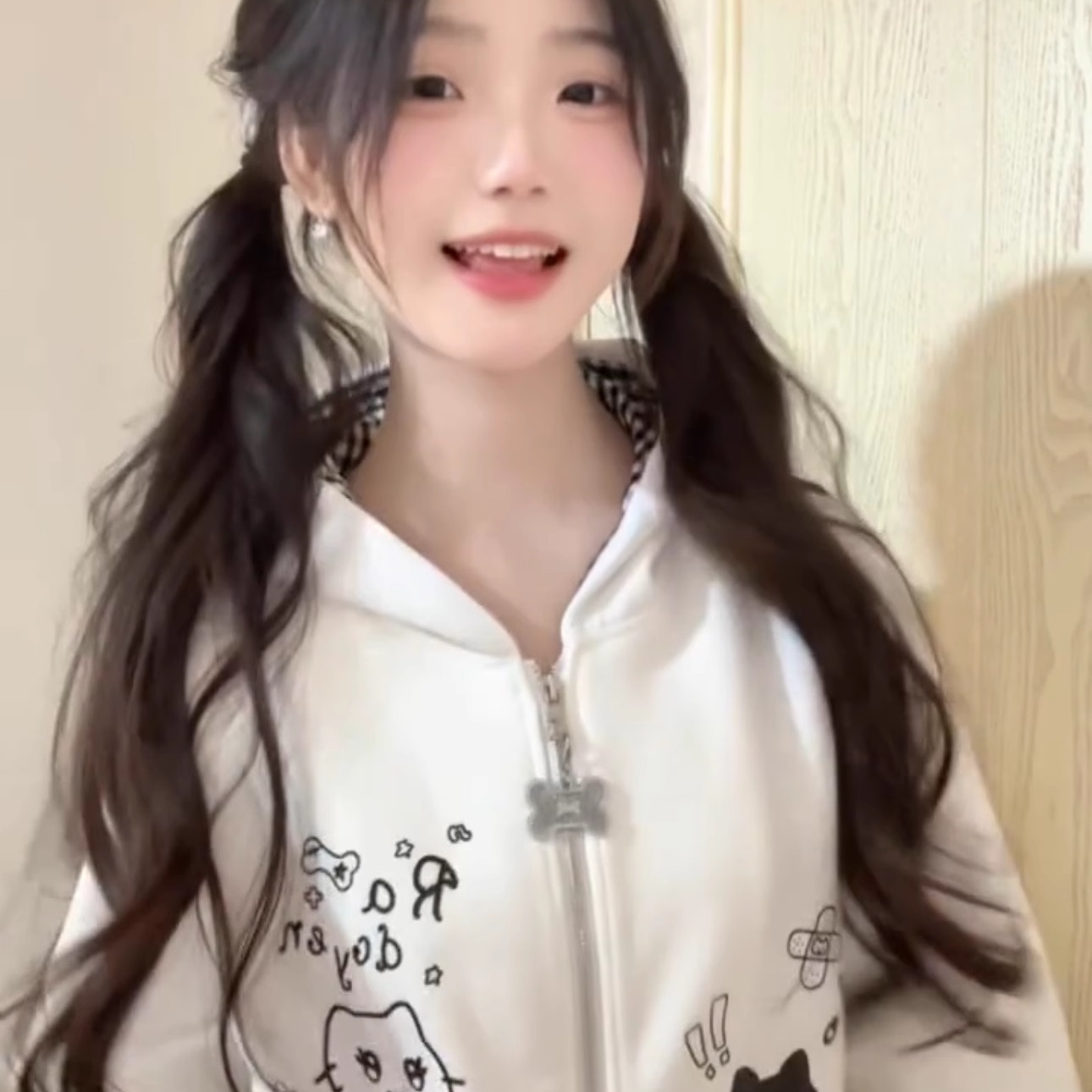 甜妹宅系！卡通小猫开衫卫衣！！