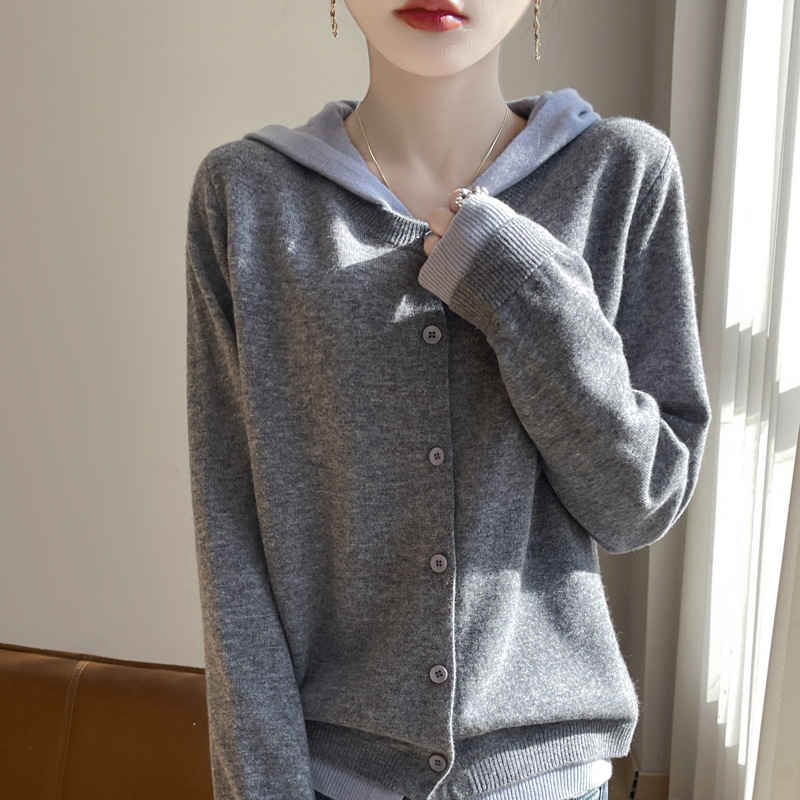 假两件拼色帽衫春羊毛开衫女毛衣