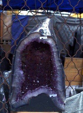 巴西原矿无水泥紫晶洞外皮打磨抛光紫水晶洞摆件聚财风水30.14