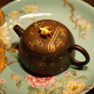 蜜糖紫砂｜原矿天青泥焐灰纯手工泥绘花窗 描金燕子 120ml 内推孔