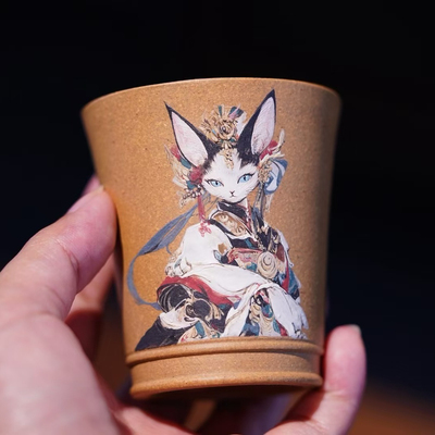 蜜糖紫砂｜原矿黄金段泥 敦煌猫咪杯 120ml 端庄大气（需预定）