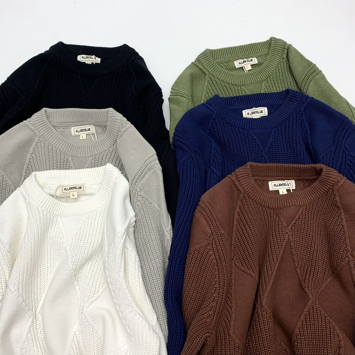 阿美咔叽重磅粗针菱格毛衣男