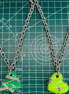 TPISYHOMER Bullet Hole Heart Pendant with Screws双面爱心项链