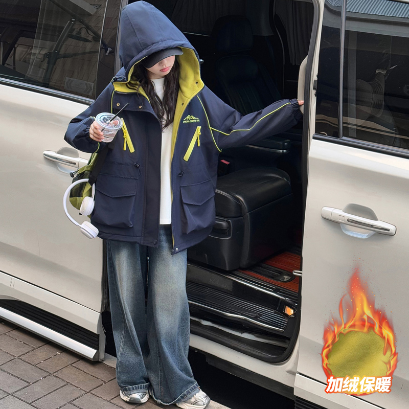 儿童冲锋衣女童加绒外套2025新款秋冬季加厚初中生女孩秋装中大童