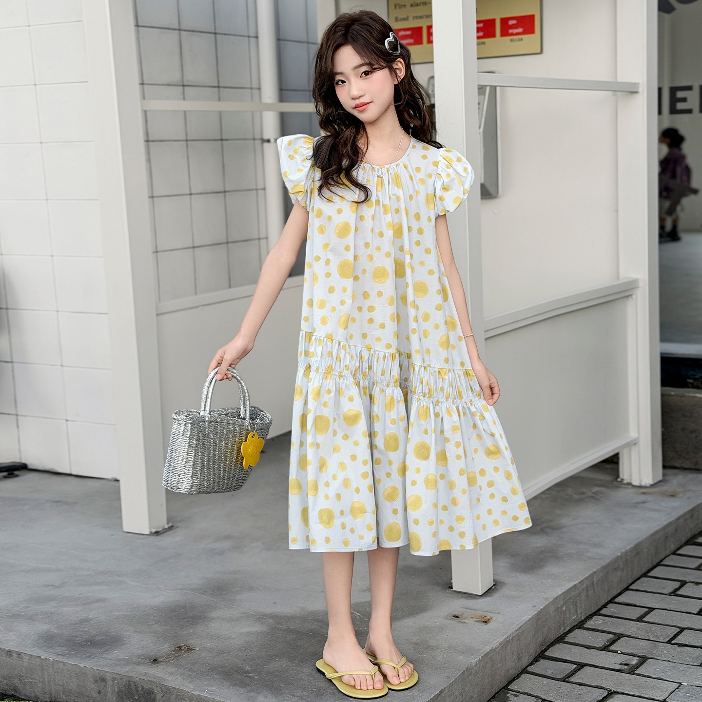 女童连衣裙夏季薄款2026新款泡泡短袖儿童裙子女孩波点棉布裙大童