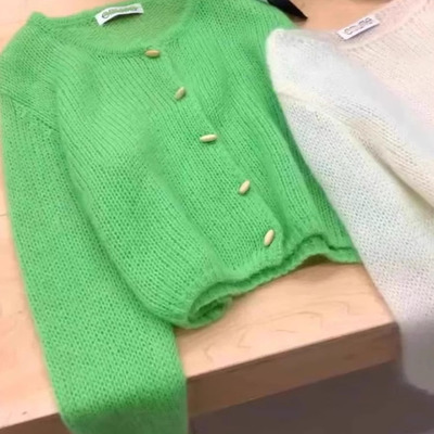 软糯舒适果绿色针织毛衣女