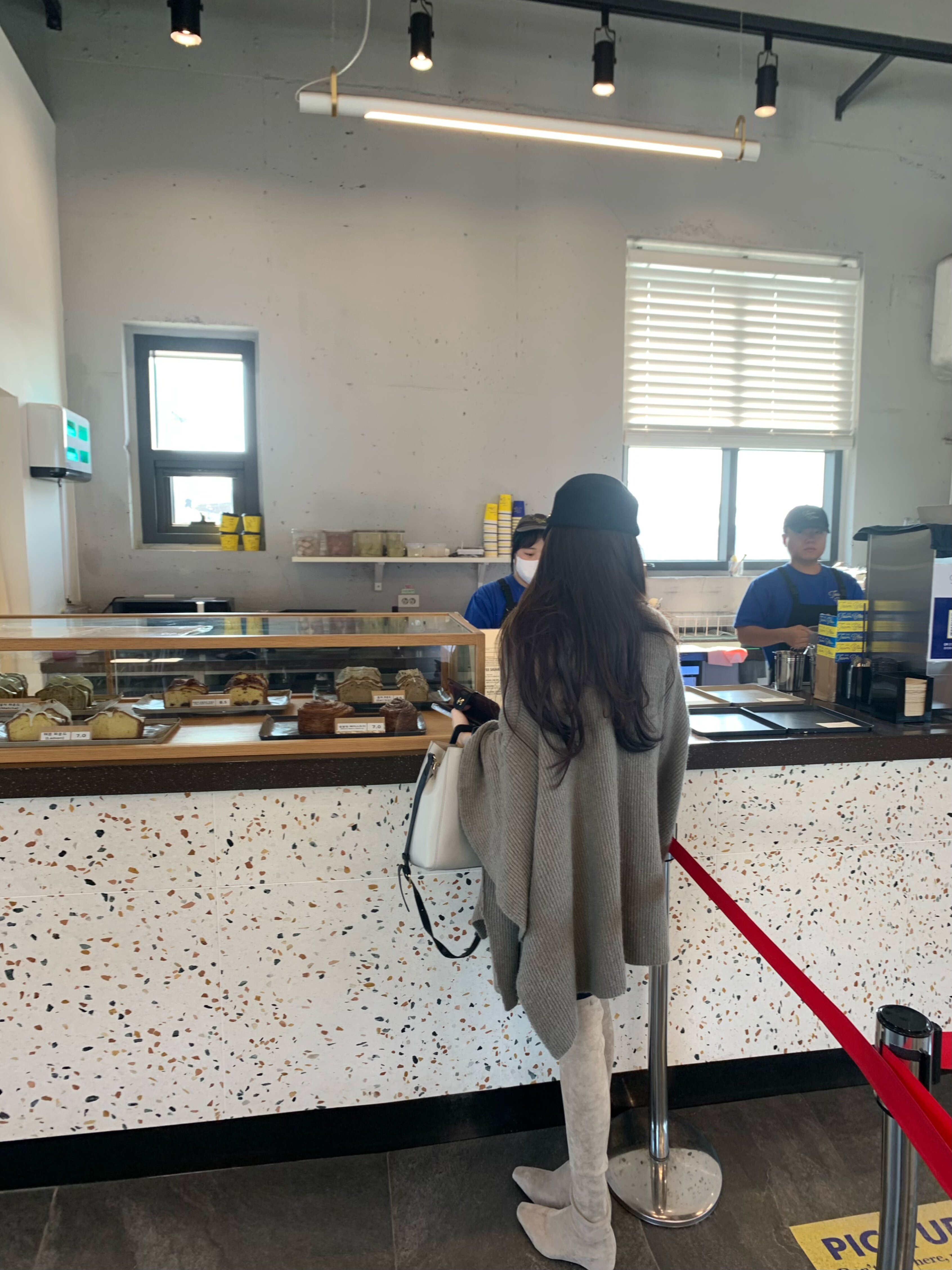 ke7en 私服！京都贵感不规则设计高克重针织披肩开衫外套