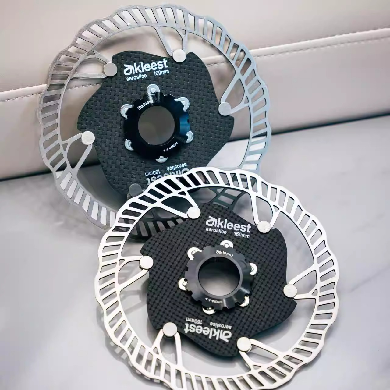 台湾产 Cykleest赛克利 公路车碳钎维刹车碟片 超轻刹车片 中锁