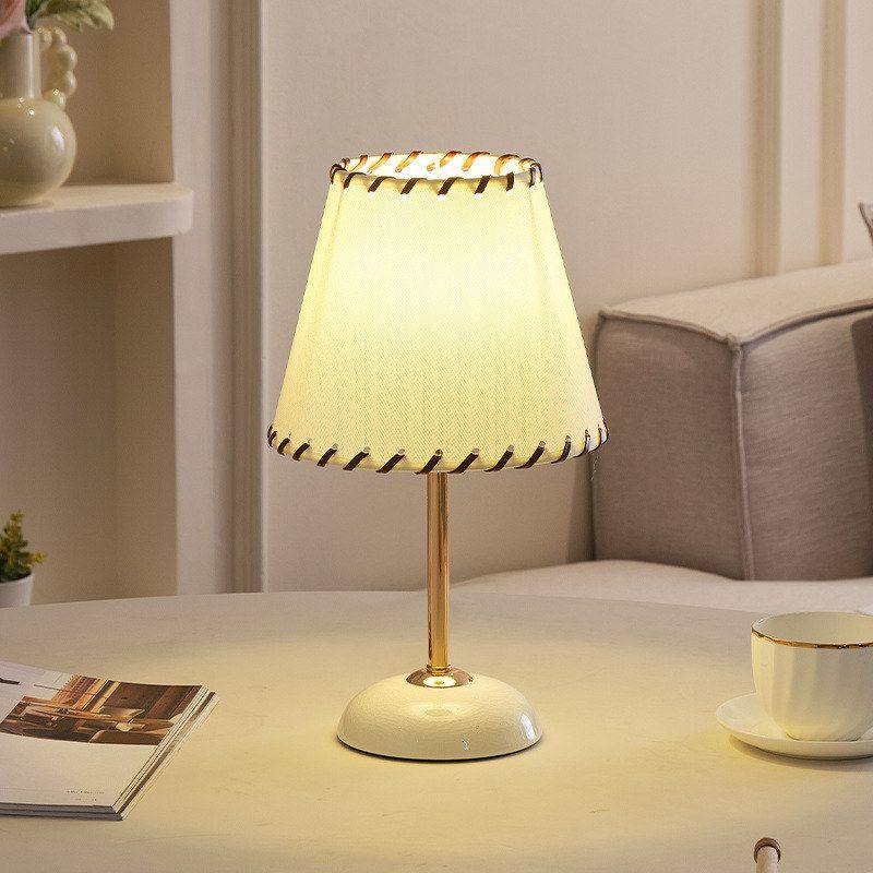 轻奢现代简约风装饰台灯卧室客厅摆件台灯美式氛围床头灯冰裂陶瓷