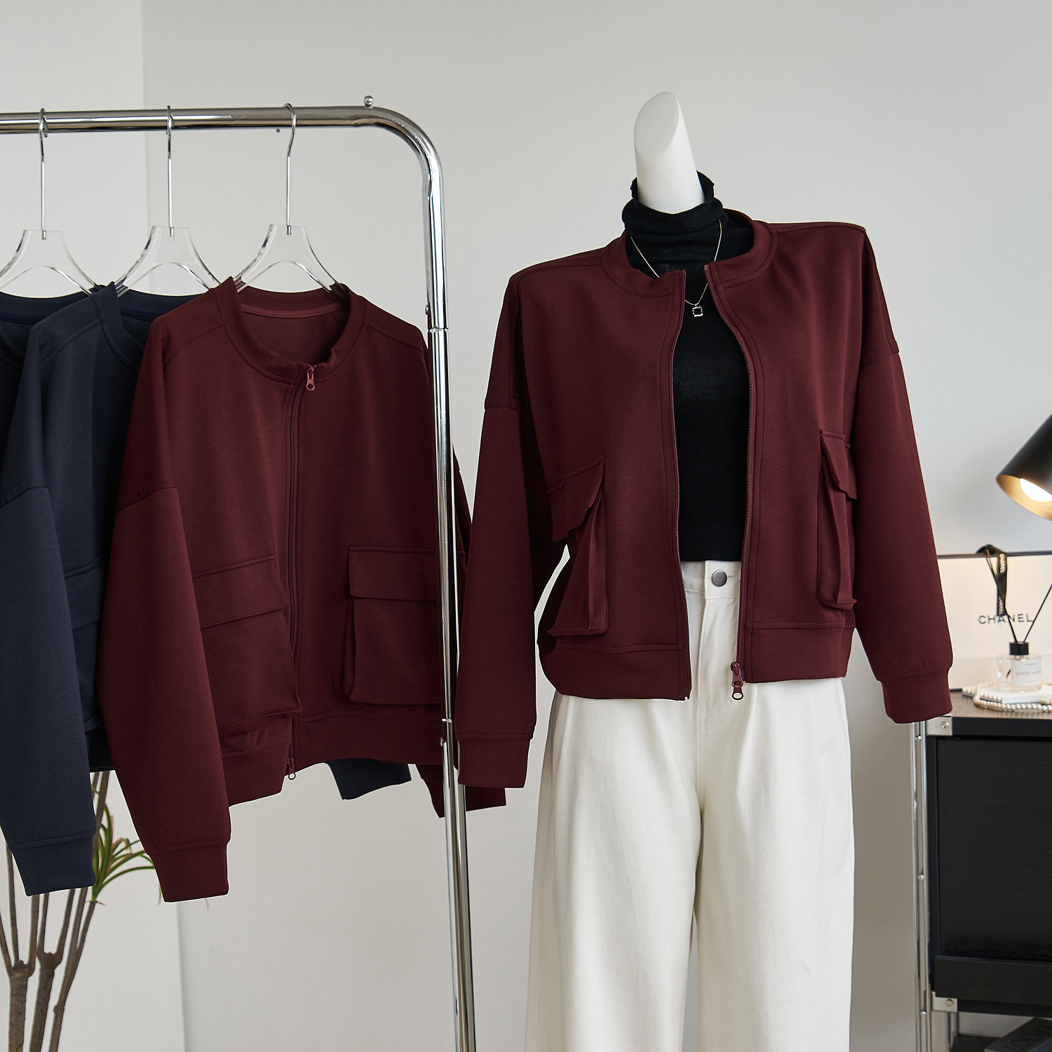 实拍2024年新款笑涵 “实用主义”设计感 短款工装感棒球外套,女装/女士精品,短外套,淘宝优惠券,粉丝福利购,淘宝优惠卷