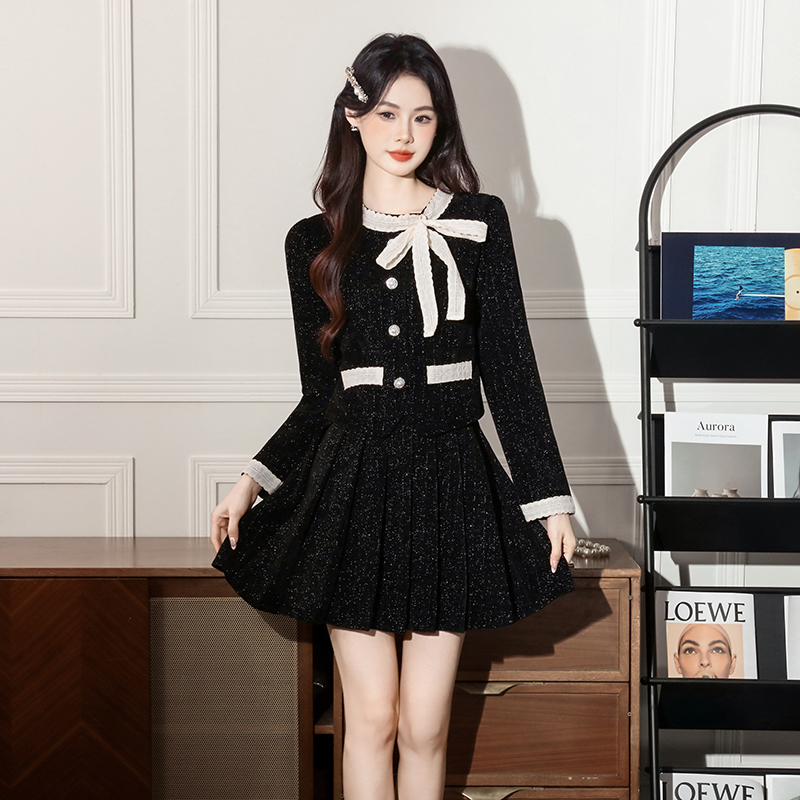 实拍2025秋冬新款甜美减蝴蝶结亮闪雪尼尔小香风显瘦两件套装裙