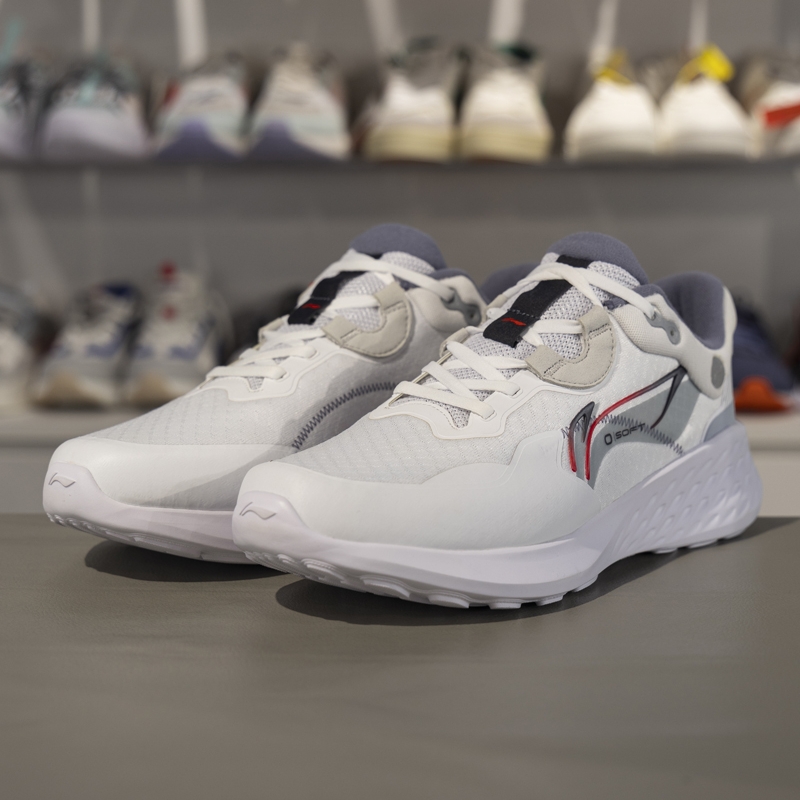 李宁男子休闲鞋2023夏季新款SOFT轻便透气经典潮流运动鞋AGLT007