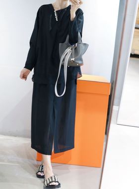 轻盈又舒适 夏天漂亮又好穿的一组！上衣与半裙