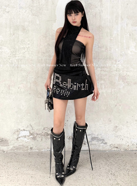 ROY11 ins博主 纯欲黑低腰半身短裙性感辣妹一片式柳钉修身包臀裙