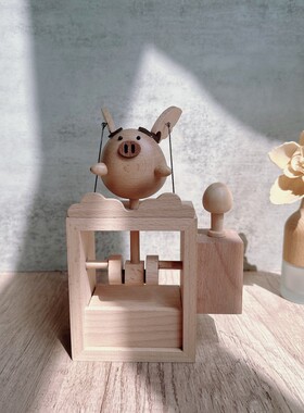 厂家直销木质电动小飞猪摆件创意家居礼物会飞的猪手工木制工艺品